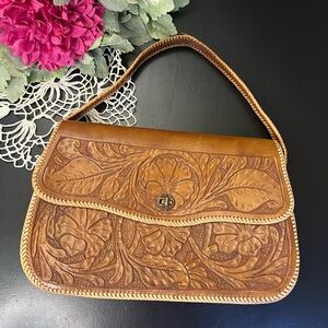 Vintage 60s 70s Tan HandTooled Floral Whip Stitch Large Shoulder Handbag Western